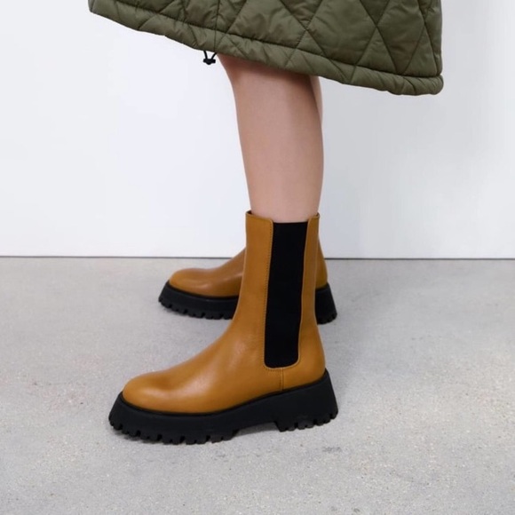 Zara woman light brown leather lug sole ankle boots NWT size 9 - Picture 8 of 11